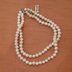 Classic White Pearl Necklace